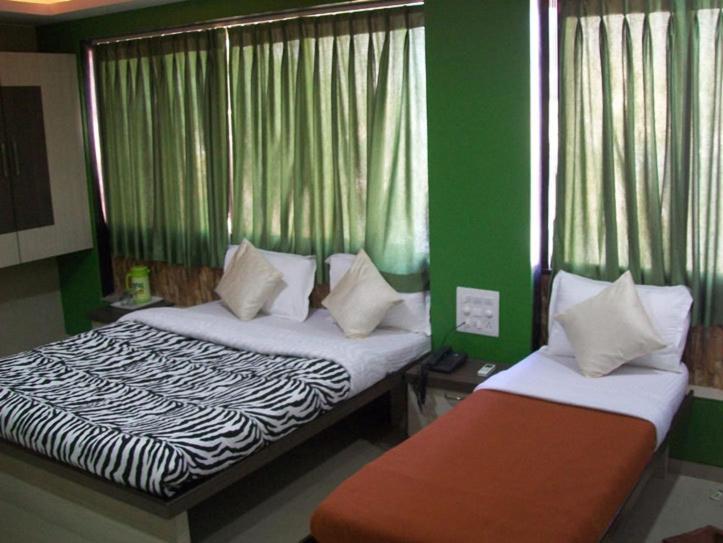 Hotel Crescent Bombay Extérieur photo